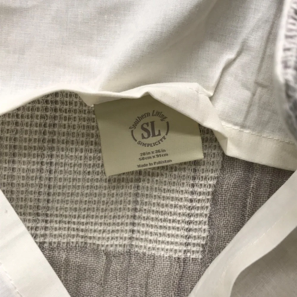 SOUTHERN LIVING SIMPLICITY KING SHAM